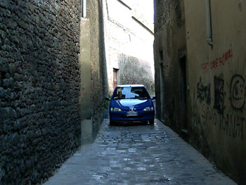 Italy-Narrow-Roads.aspx