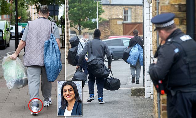 www.dailymail.co.uk