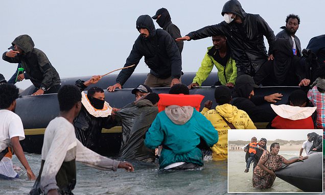 www.dailymail.co.uk