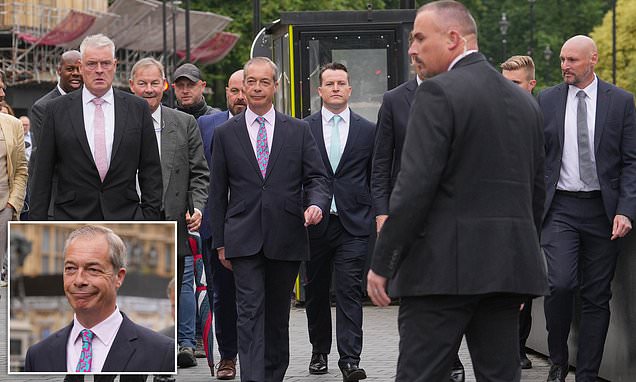 www.dailymail.co.uk